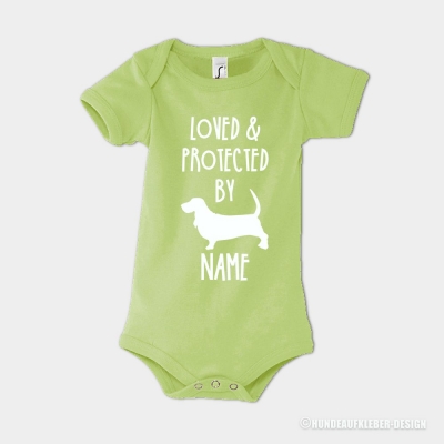 Basset Hound Baby Strampler Hund & Name gruen